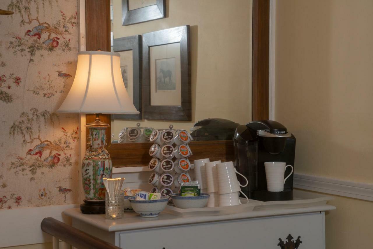 Village Inn Yarmouth Port エクステリア 写真
